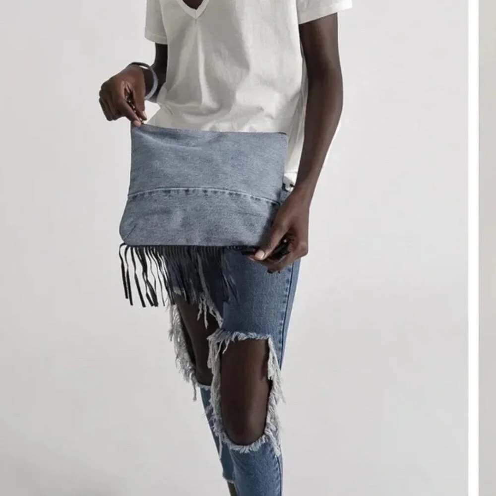 ONE TEASPOON WESTERN VINT DENIM CLUTCH WITH FRINGE WRISTLET‎ STRAP
